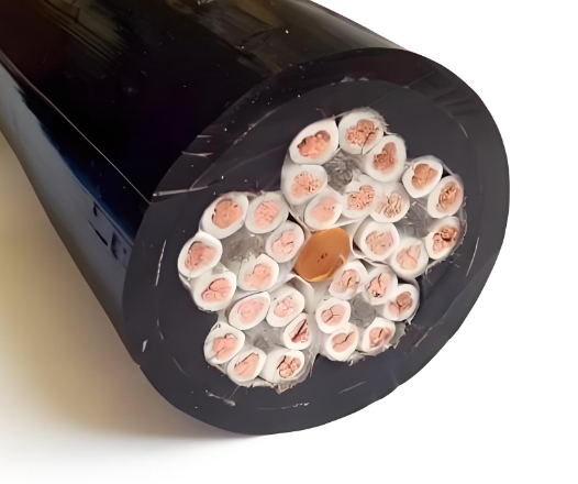 金聯(lián)宇電纜對(duì)于確保電力系統(tǒng)的安全穩(wěn)定運(yùn)行至關(guān)重要.jpg 金聯(lián)宇電纜對(duì)于確保電力系統(tǒng)的安全穩(wěn)定運(yùn)行至關(guān)重要.jpg